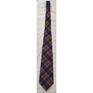 Tommy Hilfiger Plaid 100% Italian Silk with Lion Crest Standard Tie Green Lining